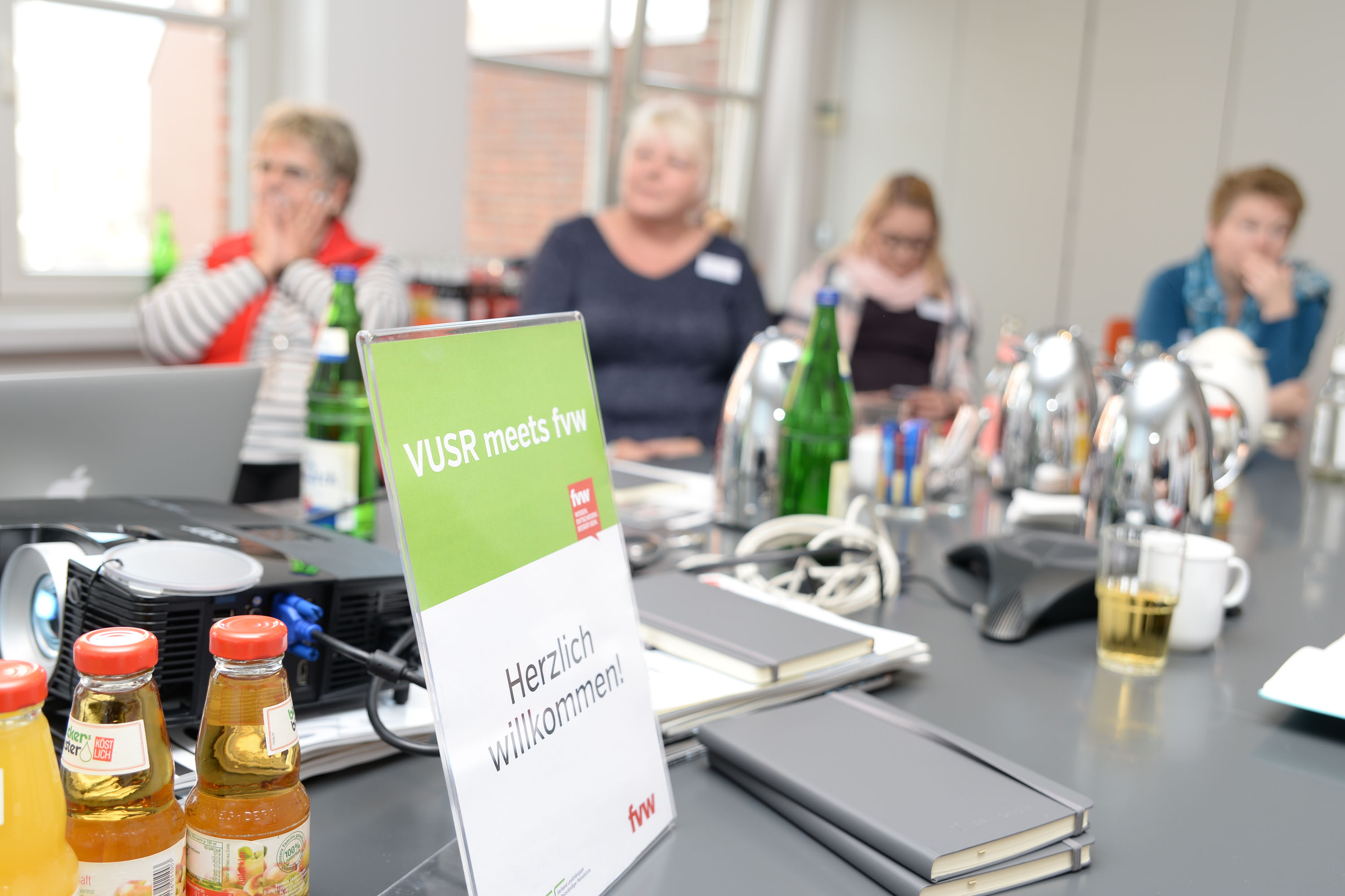 VUSR meets FVW